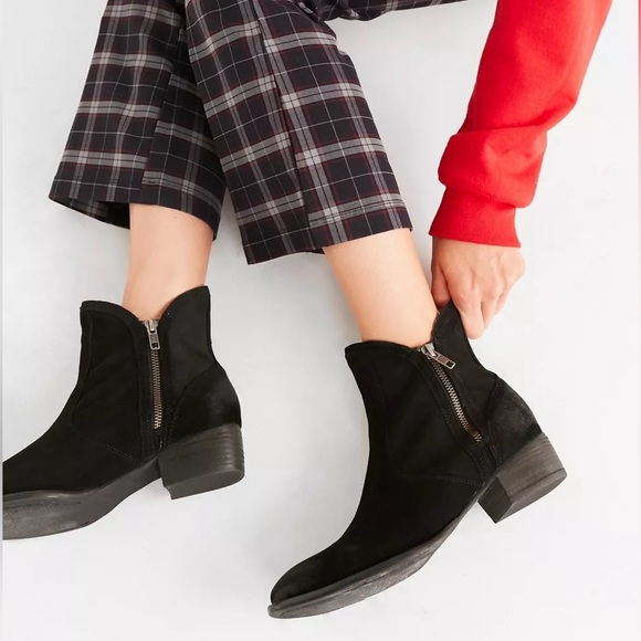 Anthropologie Seychelles Lucky Penny Double Zippered Suede Ankle Boots Booties - Picture 1 of 10